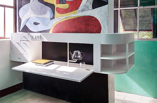 Mobilier intérieur d'Eileen Gray, toile de Jean Badovici Villa E-1027 - Luxembourg OPHRYS ®